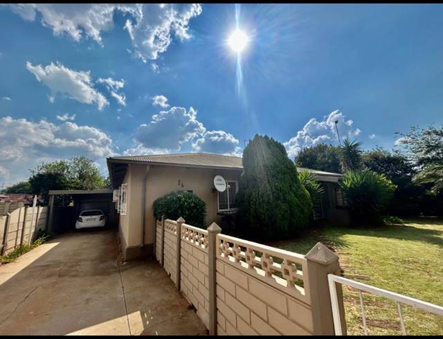 3 BEDROOM HOUSE FOR SALE IN VANDERBIJLPARK CW 6